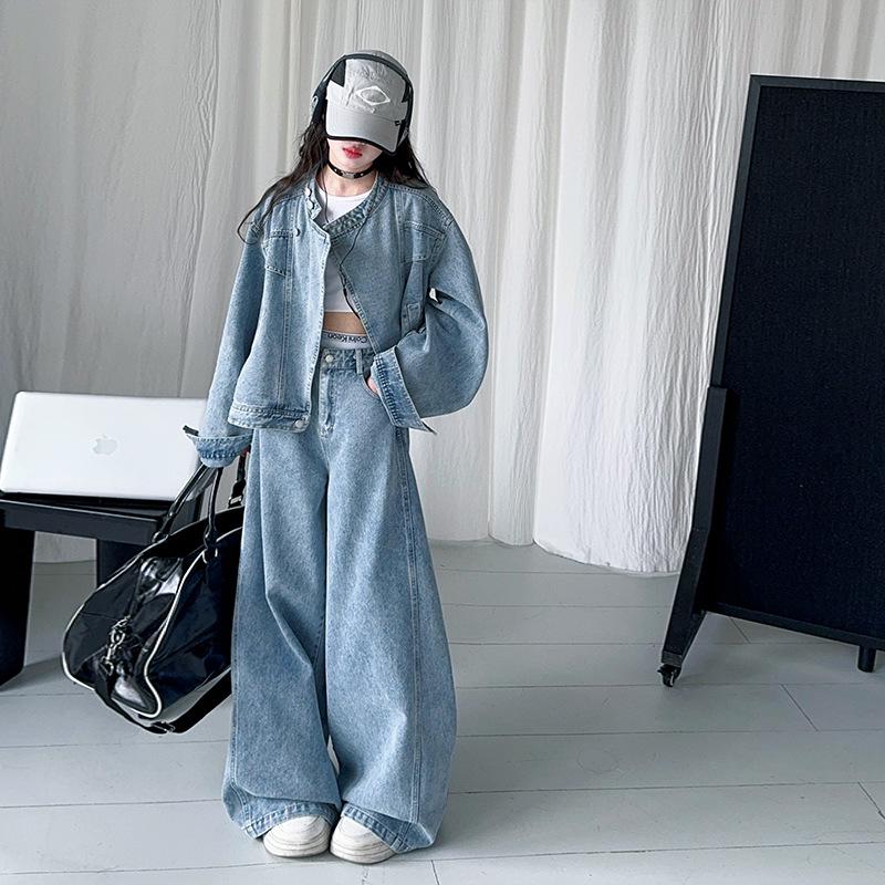 

Девочковый джинсовый костюм-двойка: Стильные брюки палаццо и топ для весны/осени 2025. 130cm