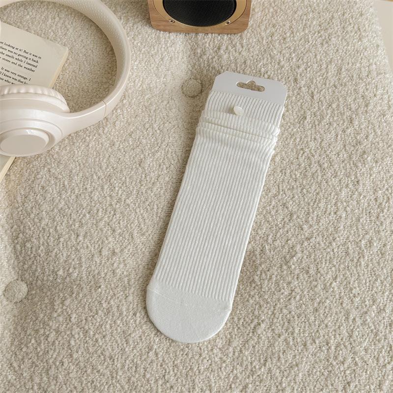 Female Autumn and Winter Plain Color Micro Pressed Buttons In The Tube Pile Socks