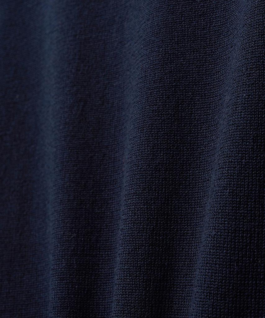NOIRER Silky V-Neck Knit (Navy)