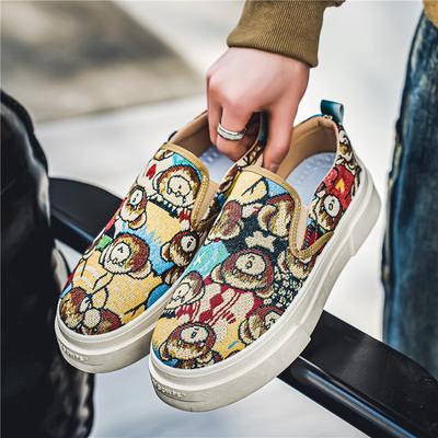 Hot Sale Design Canvas Slip On Shoes Men Bear Print Loafers For Men Casual Platform Board Shoes Men Breathable Driving Footwear