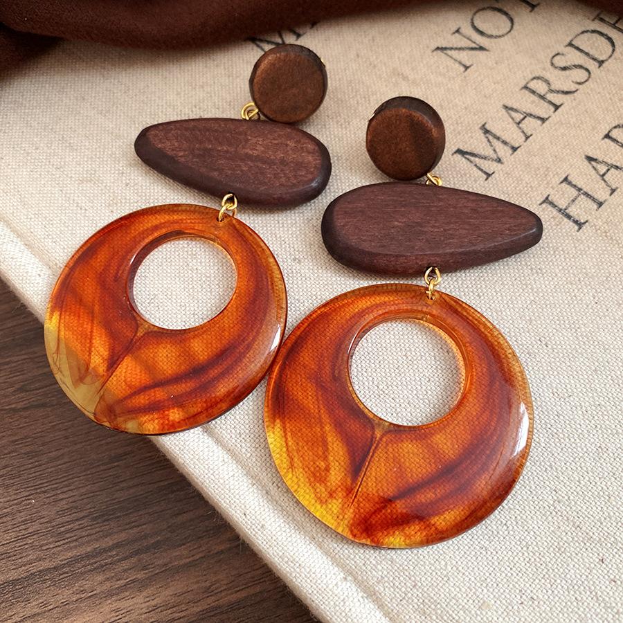 

Silver Needle Wood Water Drop Pendant Earrings Ethnic Style Simple Earrings Women s Fashion Personality Earrings Light Luxury High Sense
