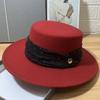 French High-end Sense of Holes and Imitation Woolen British Style Literary Flat Top Hat Women's Autumn and Winter Fashion Elegant Hat Tide