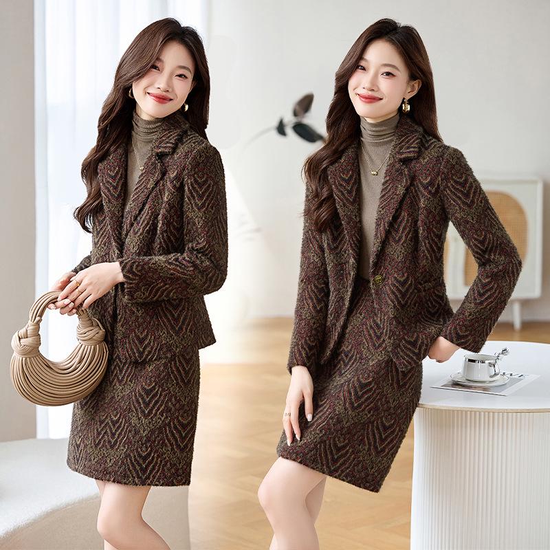 

Осенне-зимний костюмный комплект: пальто и юбка - LB7606 XXL 125-135 lbs кофейный