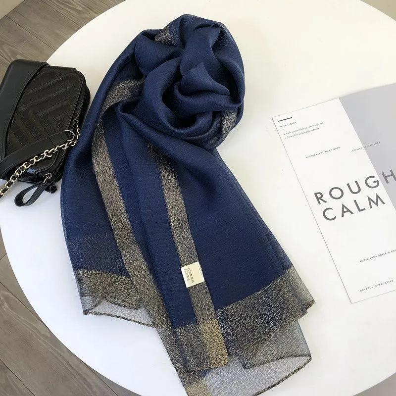 

WTEMPO Women s Simple Thin High-end Versatile Shawls Long Fashionable Scarves Spring Autumn Retro Elegant Cold-proof Windproof Outdoor Scarves 1pc темно-синього кольору