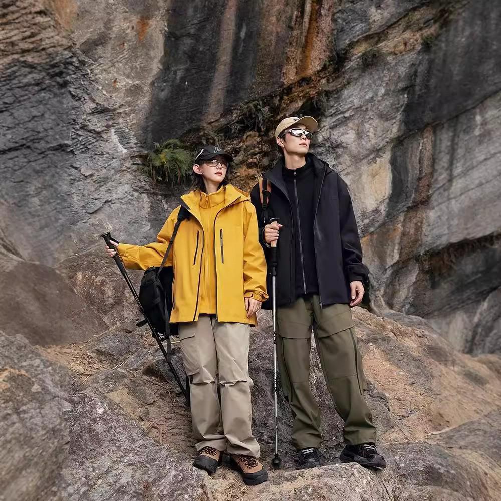 Unisex Outdoor Heat-Sealed Windbreaker: Mountain-Style Camping, Leisure & Hiking Gear for Autumn/Winter