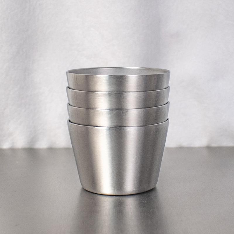 Dvoustěnné nerezové sklenice na víno 304 50ml Malý objem Sklenice na bílé víno Šálek na espresso Mini kuželová sklenice na destiláty