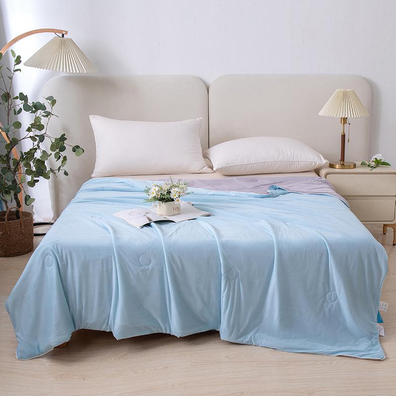 Summer Quilt: Rapid - Drying Material, Great for Summer Campers, College Students & Hot - Weather Sleepers