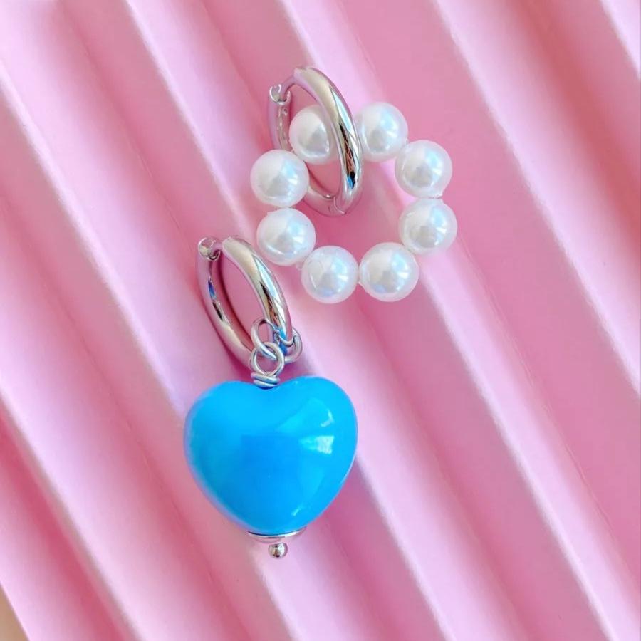 European Baroque Vintage High-end Asymmetrical Gold Color Pearl Earrings for Women Sassy Temperament Elegant Jewelry Party Gifts