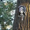 Fensteröffnung Terror Skelettmann Halloween Gartendekoration Außenskulptur Harz Aufhänger Handwerk