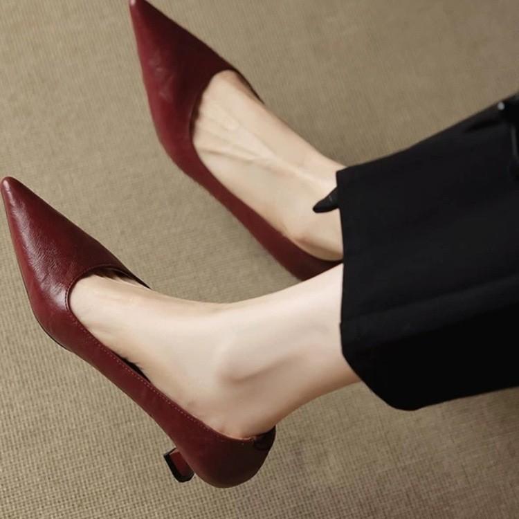 Fall Womens Pointed Toe Low Heel Dress Shoes With Pu Material For Office Wear