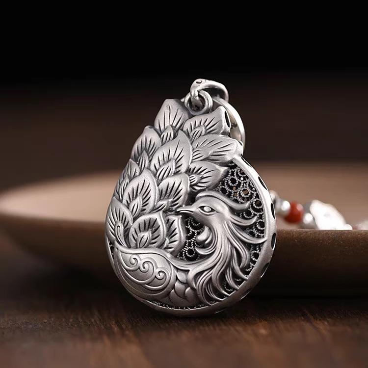Peacock High-end Phoenix Tibetan Silver Pendant for Women, Retro Chinese Style Pendant Chain, Long Necklace As a Gift for Mom