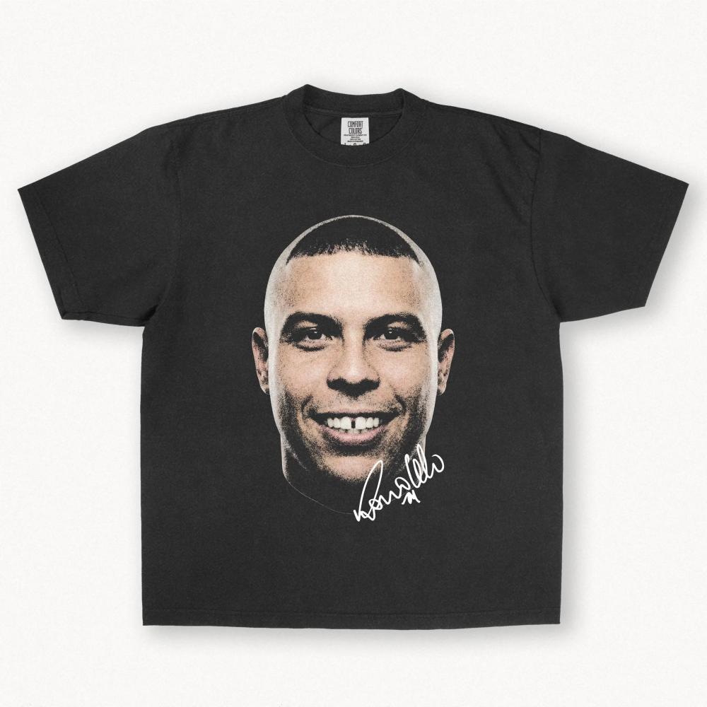 Ronaldo Graphic Tee – Football Autographed Streetwear Shirt – Premium Cotton Unisex T-shirt 4XL