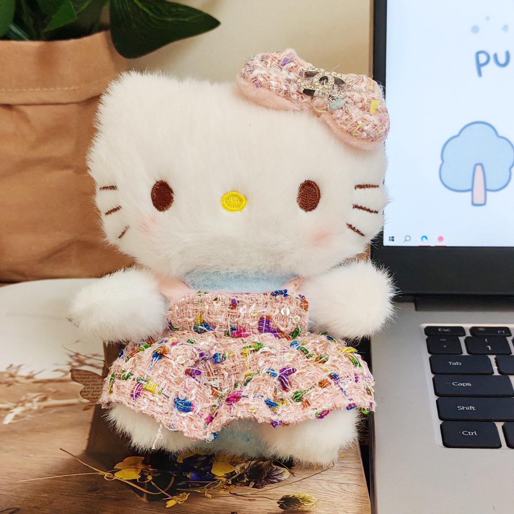 

Хіт продажів Квіткова спідниця Лялька-підвіска з плюшу Hello Kitty Silver Ring Metal Clasp