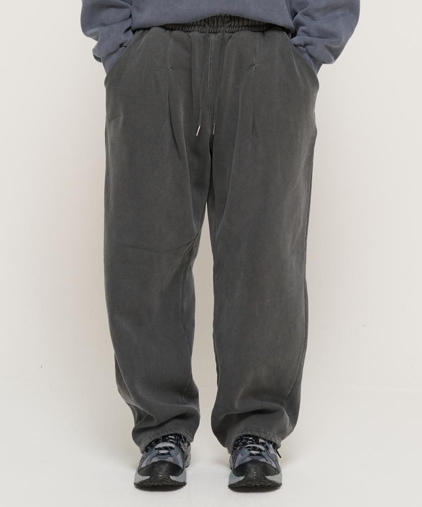 CARGOBROS In Pig Brushed Training Wide Straight Pants (Charcoal)