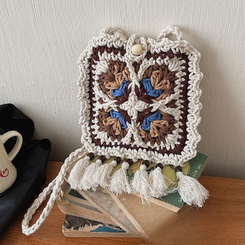 Small Square-shaped Shoulder Bag, Crossbody Bag for Beach Vacation, Beach Bag