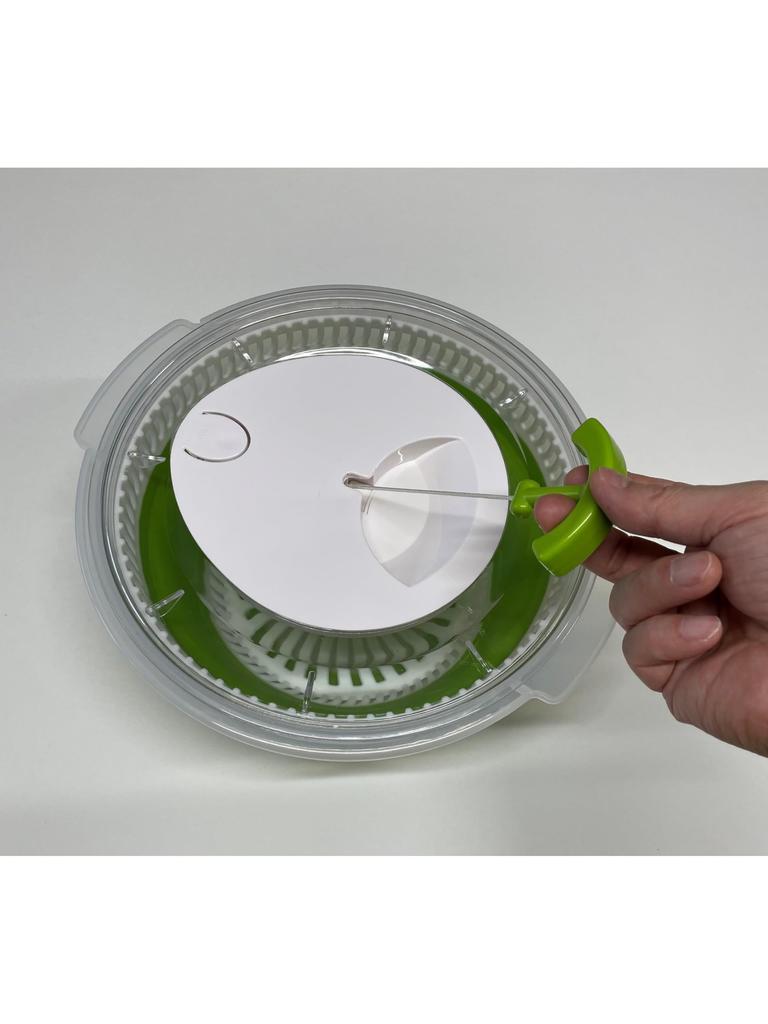 Fujisho Foldable Salad Spinner, Green. Dimensions When In Use: Approx. 30.5cm (length) X 28.5cm (width) X 14cm (height). Easy To Use and Compact for D