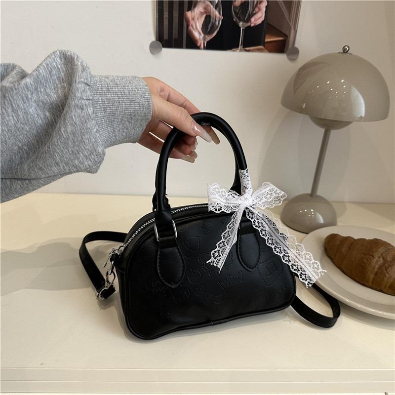 High-end Small Bag Women's New Popular Versatile Messenger Bag Fashion Casual Portable Bowling Bag