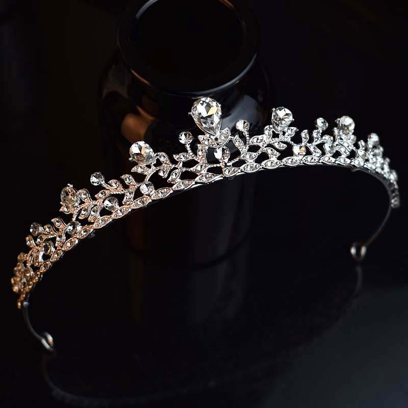 

Простой темперамент Беглая принцесса Корона День рождения Подиум Награды Аксессуары для волос Модные и универсальные аксессуары