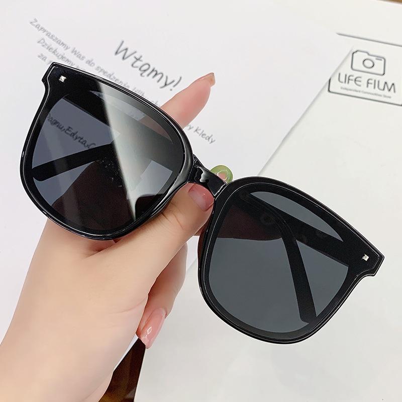Unisex Trendy UV Protection Brown Lens Sunglasses for Men Ins Fashion Black Square Frame Eyeglasses Women Eyewear Shades for