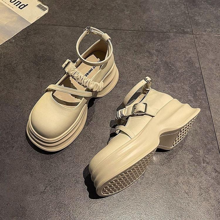 

Французские туфли Мэри Джейн женские лето 2025 новые толстый каблук высокий каблук одинарные туфли небольшая высота платформы маленькие кожаные туфли 40 бежевый