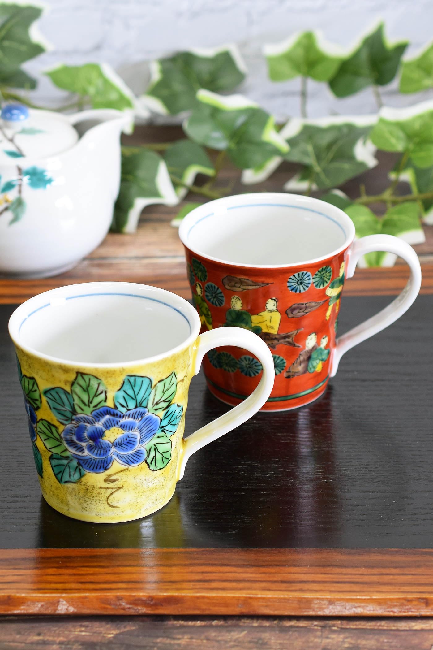 

Waza no Kura Stylish Pair of Mugs, Kutani Ware, Mokume/Yoshidaya, High-Quality Pottery, Made in Japan