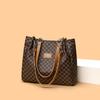 Women's retro fashion soft leather shoulder bag commuter large capacity tote bag is perfect for daily use