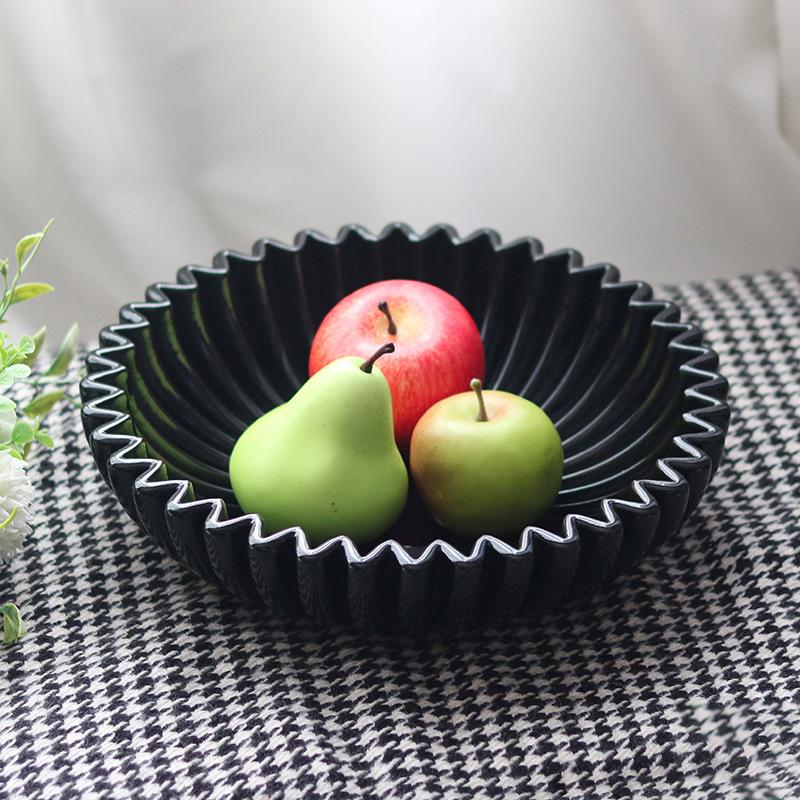 Leichte, luxuriöse Obstschale mit schwarzem Wellenschliff, Dekoration für die Aufbewahrung von Obsttellern, Heimdekoration, Modellzimmer, Hoteldekoration