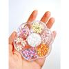 1 Scatola Charms per Unghie Cartoni Animati 3D Giallo Vasetto di Miele Piccola Ape Perla Bianca Simulazione Fiori Margheritina Bianca Per Accessori Nail Art Unghie Fai da Te