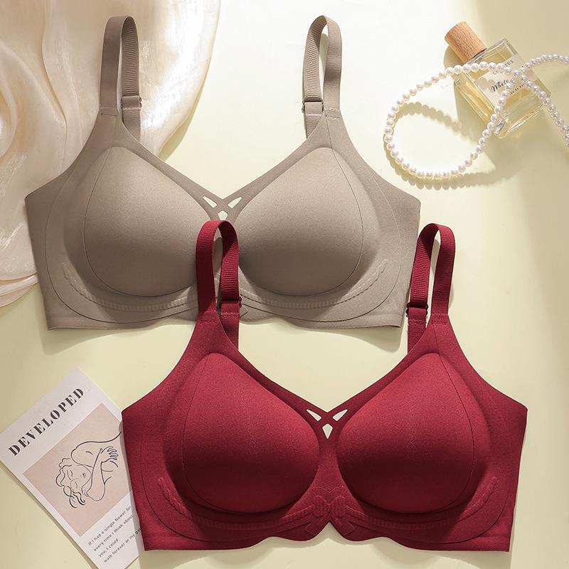 Seamless Push-Up Bra for Women - Anti-Sagging, Side Support, and Adjustable Soft Lift