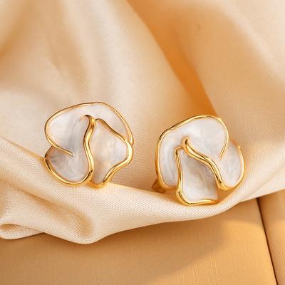 Einzigartige Kamelie Ohrstecker Damen Ohrringe Nischendesign Leichte Luxus High-End Temperament Ohrringe