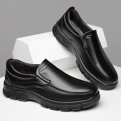 Mocassins décontractés en cuir noir pour hommes Grande taille Printemps Automne Nouvelles chaussures de créateur Chaussures habillées pour hommes Semelle souple pour hommes