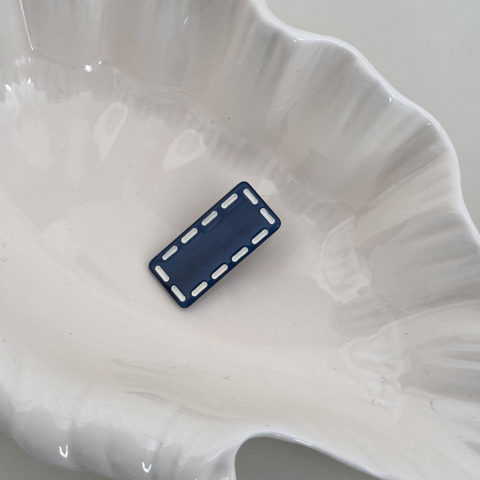 

Mini hair accessories clips korean pins for women girl kpop sweets Kawaii cute makeup leading fashion trendy popular vintage new