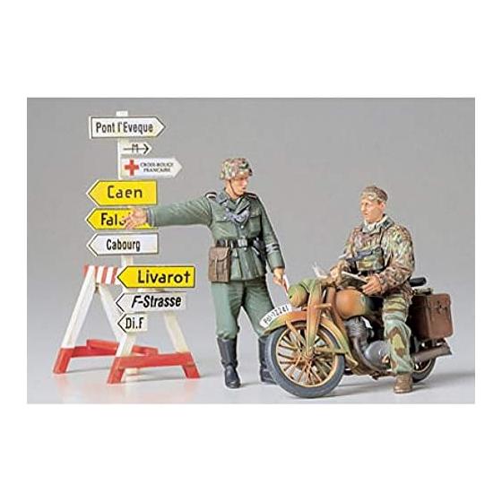 TAMIYA 1/35 Военная миниатюра Серия №241 Немецкий армейский военный мотоцикл Полевой посыльный Набор Пластиковая модель 35241