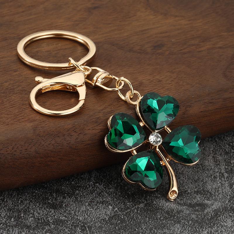 Luxury Rhinestone Four-Leaf Clover Keychain Green Leaf Fashion Keyring Bag Charm for Women Trendy Exquisite Gift