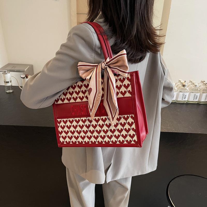Wedding Bag High-end Bridal Bag 2025 New Red Wedding Bag Fashionable Foreign Style Thousand Bird Grid Portable Messenger Bag