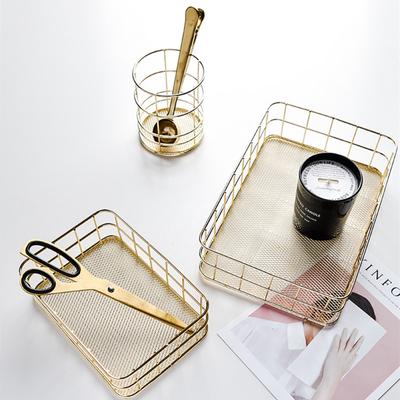 Cestino portapenne per trucco in ferro nordico in metallo dorato Articoli vari per desktop da ufficio Porta pennelli per trucco Portaoggetti per cosmetici da tavolo