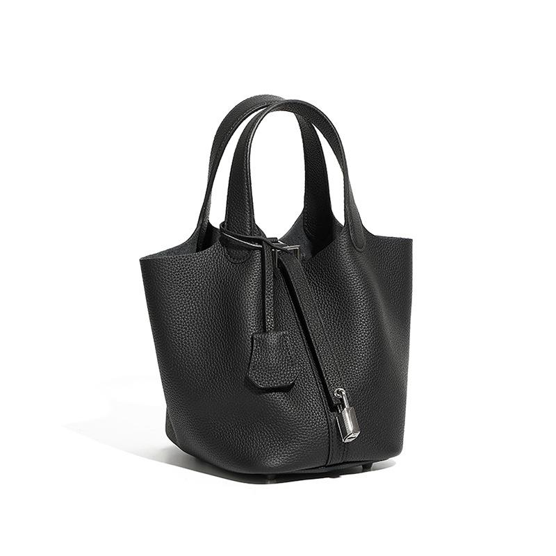 Bags New bucket bags Vegetable baskets Women's bags Leather handbags Bridal wedding bags Premium sense