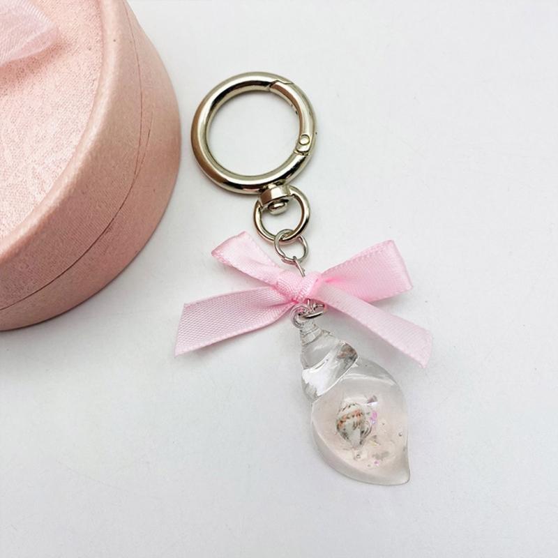 Stylish Conch Bowknot Keychain Stylish and Unique Keyrings Decoration Fashionable Accessory for Purses or Backpacks