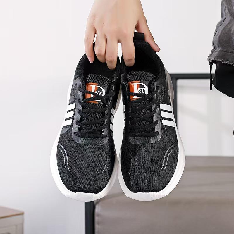 Classic Internet Celebrity Style Versatile Running Shoes for Men and Women In Spring and Summer Breathable Couple Sports Shoes