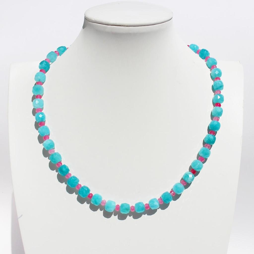 Natürlicher Aquamarin und Rosa Exquisite Halskette - Edler Lila und Grüner Perlen-Choker, Sommerkollektion.