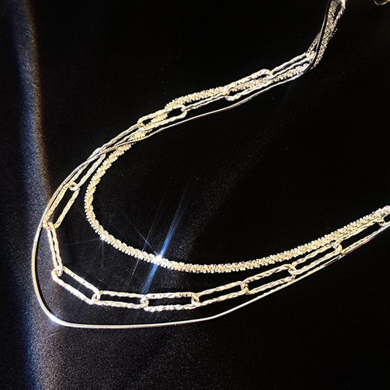 Korean Retro Starry Sparkle Necklace: Women's Temperament Clavicle and Snake Bone Chain Jewelry