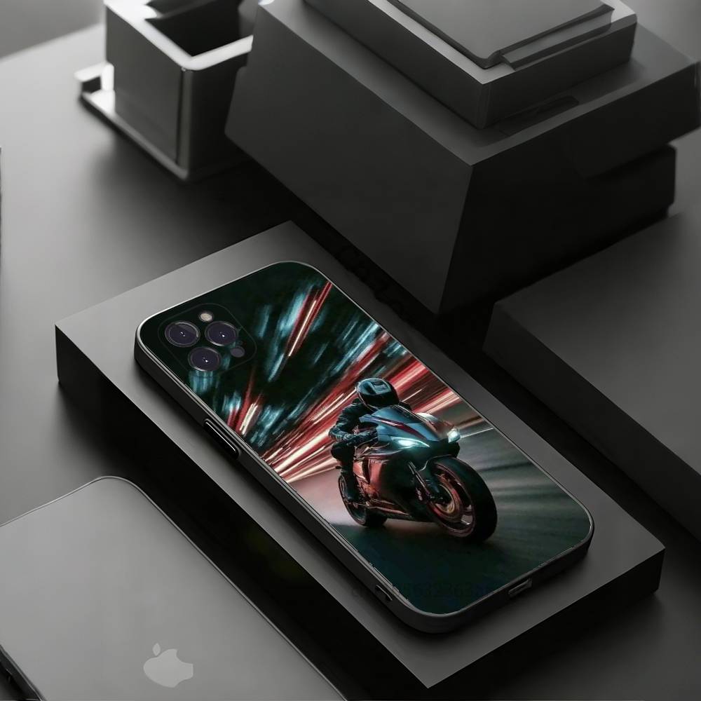 

Motorcycle Rider Phone Cases For iPhone 17 16 15 14 13 12 11 Pro Max Plus Luxury Camera Protection Plastic iPhone12PRO