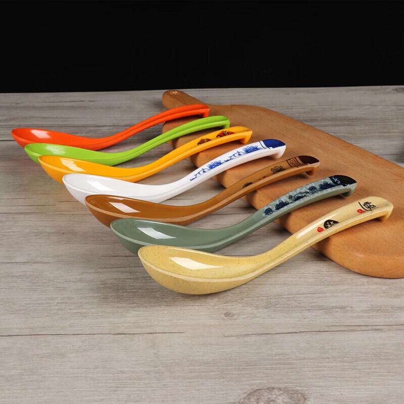 Qi Wei Melamine Long Handle Restaurant Spoon