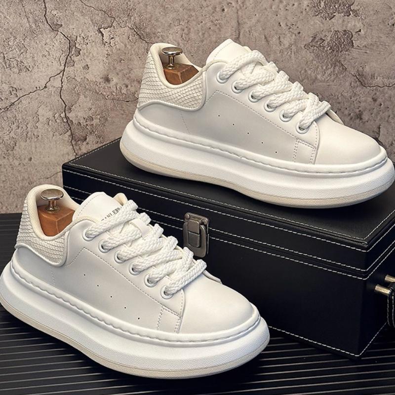Fashion Men's Thick-soled, Height-increasing Leather Sports and Casual Sneakers, Low-top Soft-soled Breaded Shoes Are Trendy B36