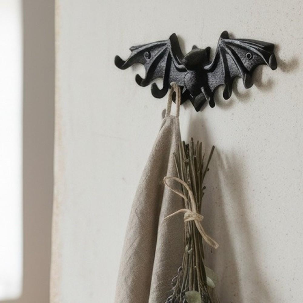 Organizer Vintage Bat Key Hooks with 8 Hooks Space-Saving Cast Iron Key Rack Rust-Proof Wall Mount Key Holder Entryway Decor