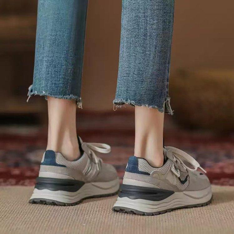 Pops-Schuhe mit dicken Sohlen, Damenschuhe, Frühlings- und Sommerschuhe mit erhöhten Gump-Schuhen, Hundert Freizeit-Sneakers im Hong Kong-Stil