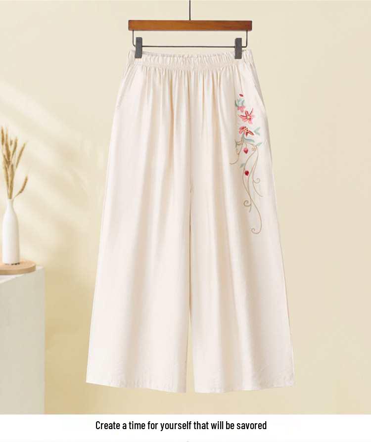 Mom's Chinese-Style Summer Set: Short Sleeve Embroidered Top for Middle-Aged & Elderly Women