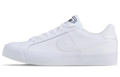Court Royale Ac White Women's AO2810-102