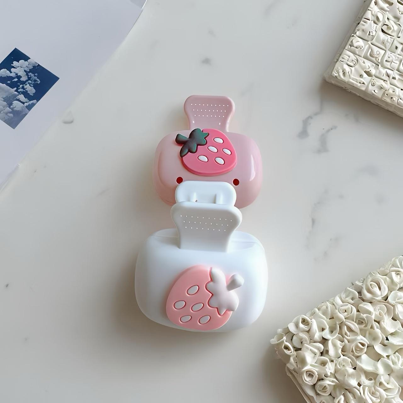 2Pcs Strawberry Shaped Toothbrush Clip with Dust Cover, Bathroom Toothbrush Protective Cover, Essential for Home and Travel