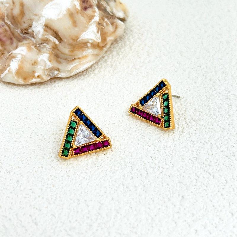 Personalized Triangular Full Drill Stud Earrings Design